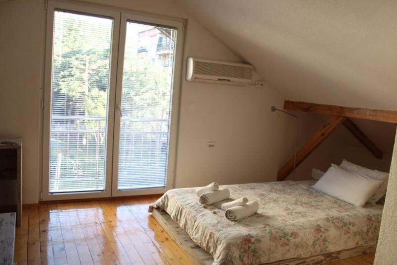 Apartments Stavreski โอครีด ภายนอก รูปภาพ